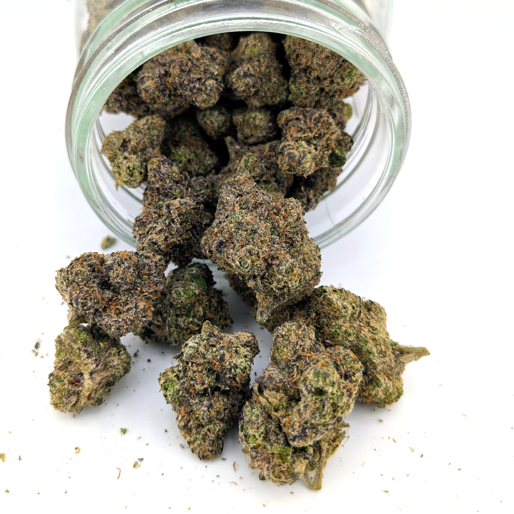 Caramel Apple - 26.14%- Legendary Flower