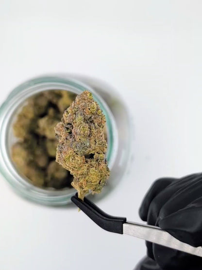 Capital Kush - 25.54%- Legendary Flow